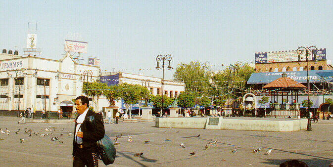 plaza garibaldi.bmp